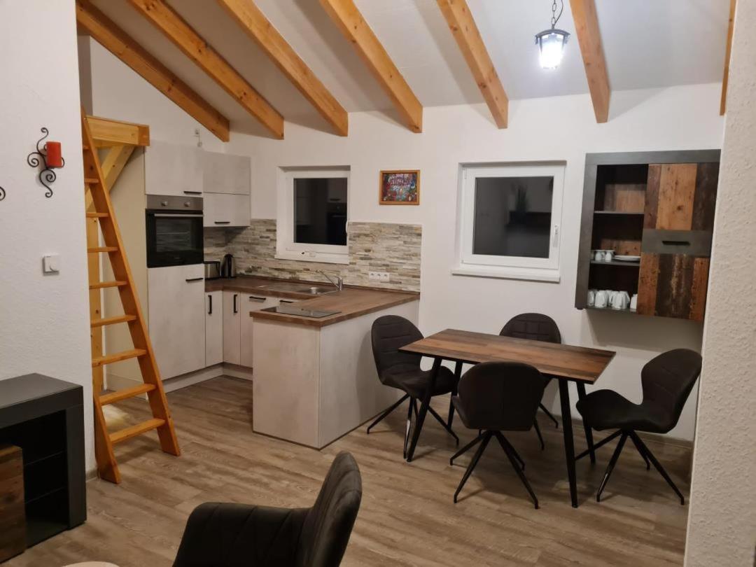Neu! Ferienhaus Am See Protzel Exteriör bild